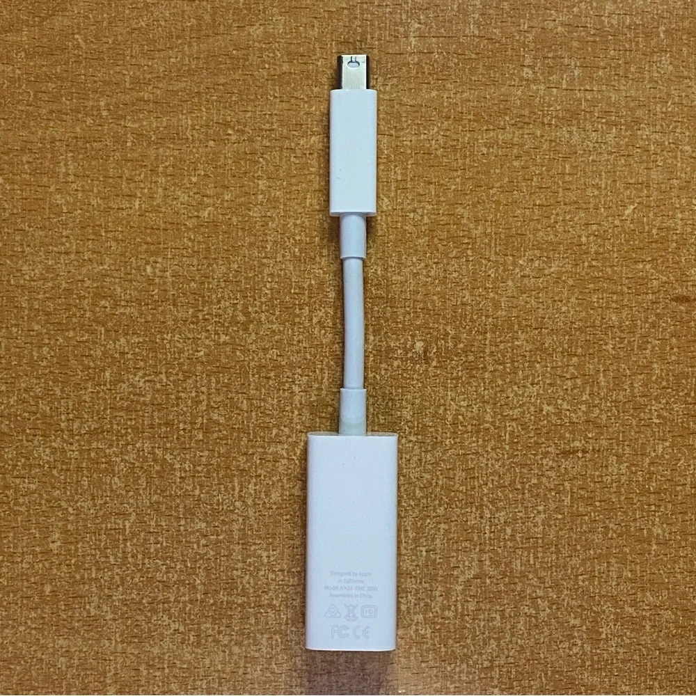 Apple Thunderbolt 2 to Gigabit Ethernet Adapter